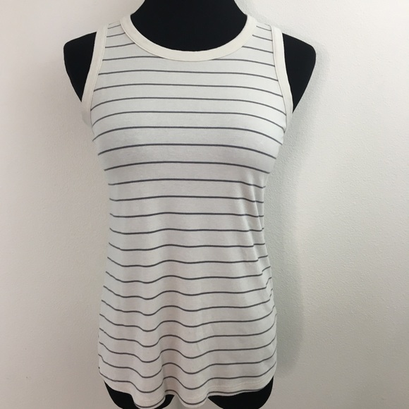 Old Navy | Tank Top - Picture 3 of 7